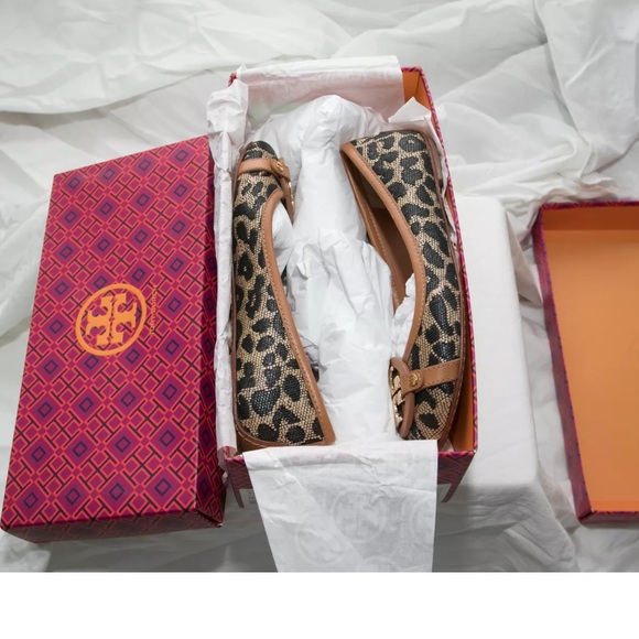 Tory Burch Aaden Ballet Flat - Picture 6 of 6
